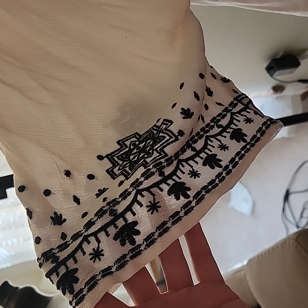 Cream and Black Boho Wrap - Picture 5 of 7